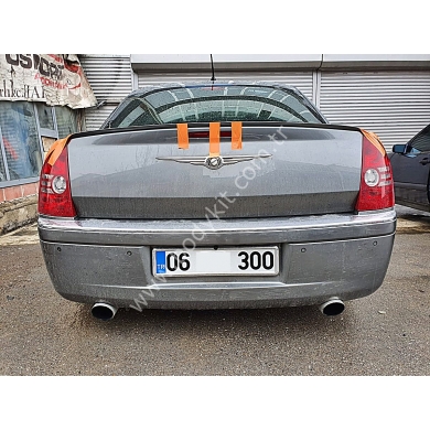 Chrysler 300 C Uyumlu Yedek Parça Spoiler