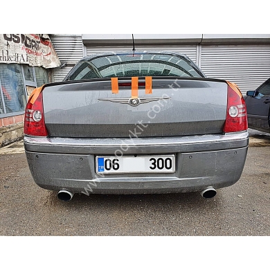 Chrysler 300 C Spoiler