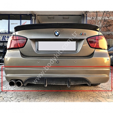 BMW E90 Uyumlu Yedek Parça Arka Tampon Eki