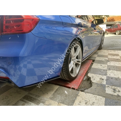 BMW F30 Uyumlu Yedek Parça F80 Arka Tampon Flap - Plastik