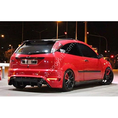 Ford Focus 1 Hb Rs Arka Tampon