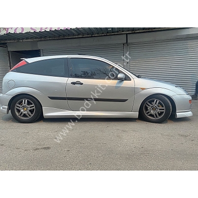 Ford Focus 1  Uyumlu Yedek Parça HB Tek Kapı Marşpiyel