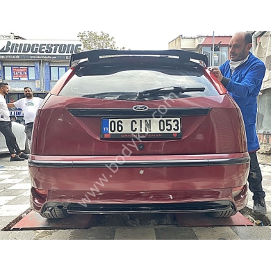 Ford Focus 1  Uyumlu Yedek Parça HB Arka Tampon Eki