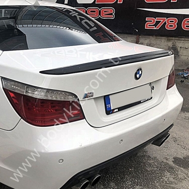 BMW E60 Çift Çıkış Difüzör