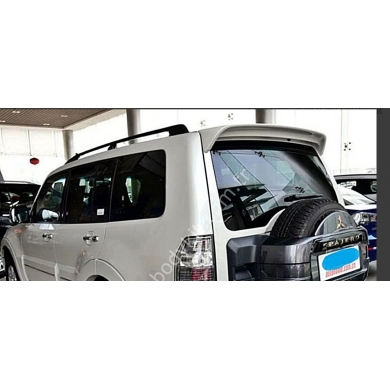 Mitsubishi Pajero Spoiler