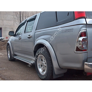 Isuzu Dmax Dodik Çamurluk Ağzı