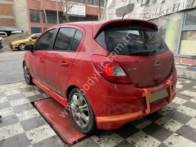 Opel Corsa D Uyumlu Yedek Parça Spoiler