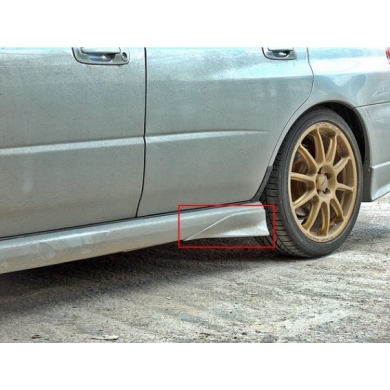 Subaru İmpreza Uyumlu Yedek Parça Marşpiyel Flap