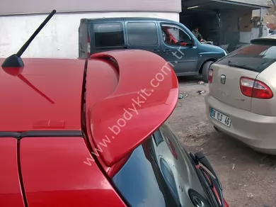 Suzuki Swift Uyumlu Yedek Parça Spoiler