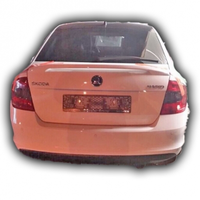 Skoda Rapid 2014 Uyumlu Yedek Parça Yüksek Spoiler Boyalı