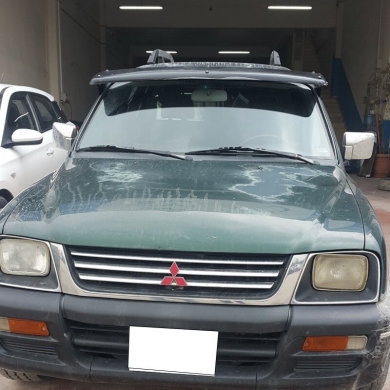 Mitsubishi L200 1996 - 2006 Ön Cam Güneşliği